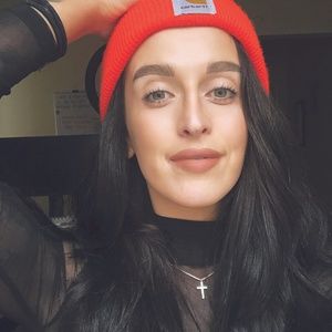 Meet your Posher, Luna